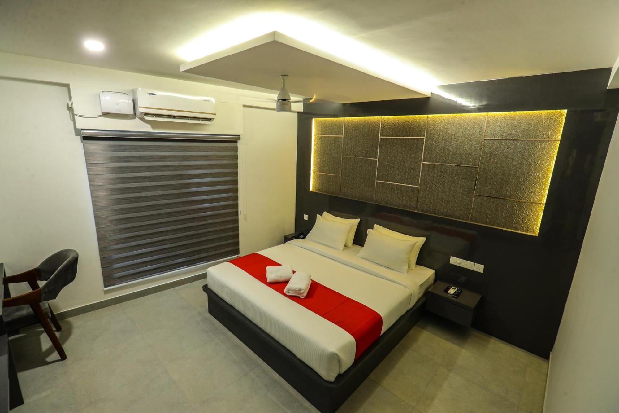 D-Luxe Hotel Kochi Ngoại thất bức ảnh
