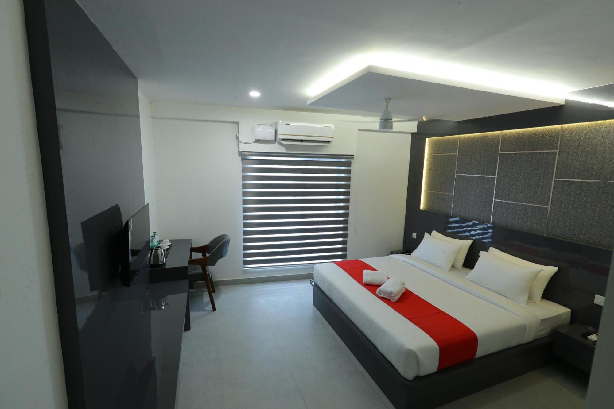 D-Luxe Hotel Kochi Ngoại thất bức ảnh