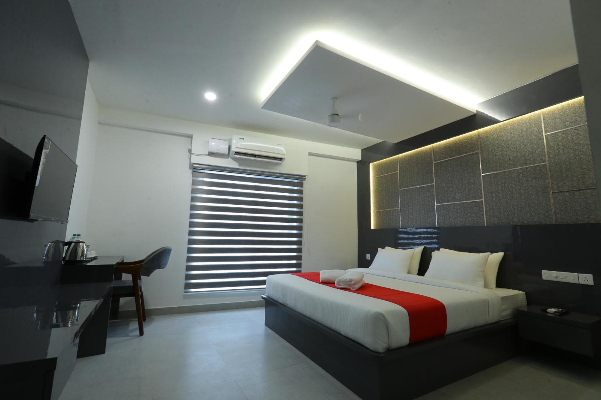 D-Luxe Hotel Kochi Ngoại thất bức ảnh
